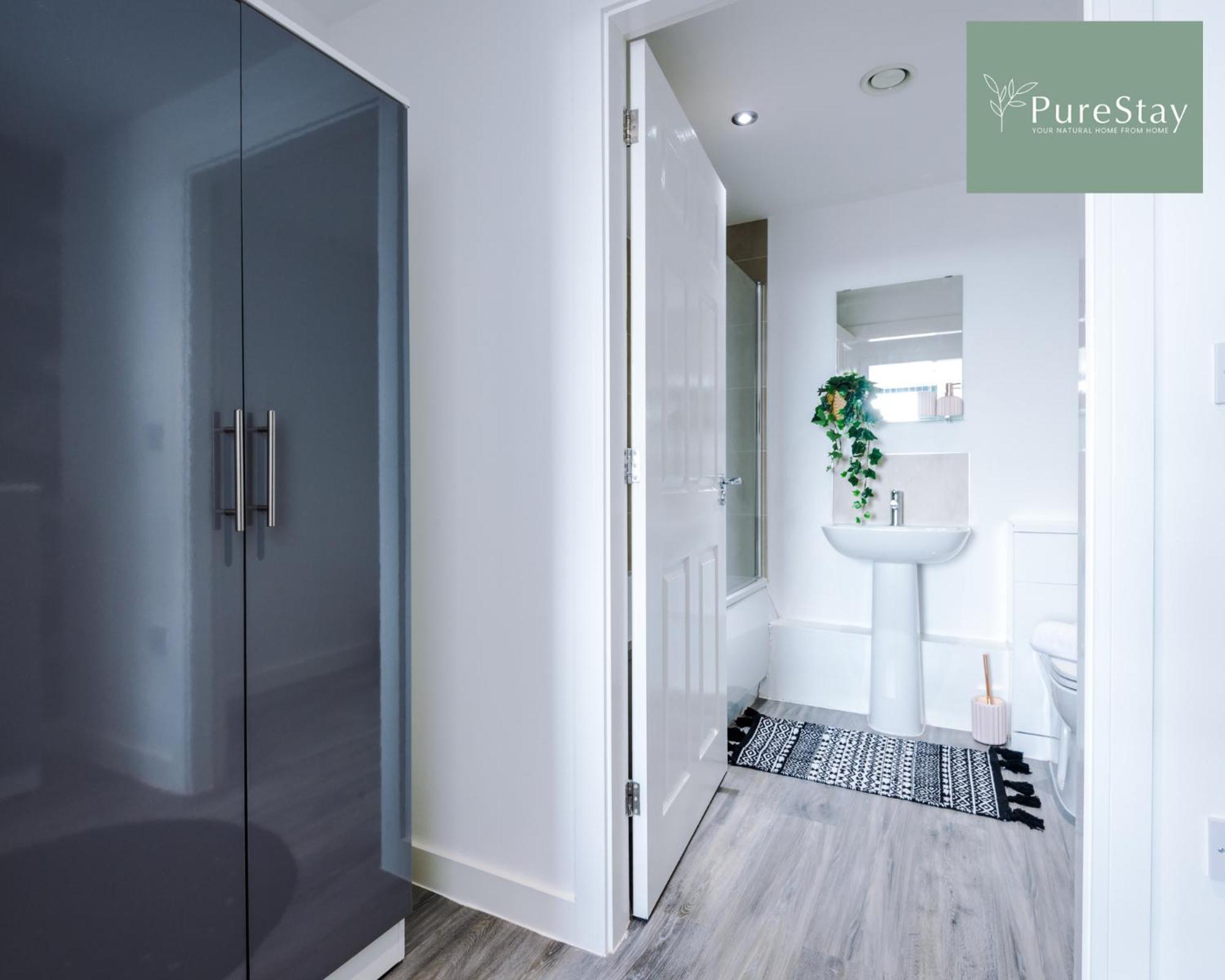 Stunning Two Bed Apartment By Purestay Short Lets & Serviced Accommodation Manchester With Free Parking & Wifi Exterior foto